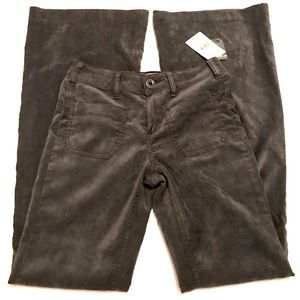 FREE PEOPLE | NWT Soft Black Velour Flares (24)